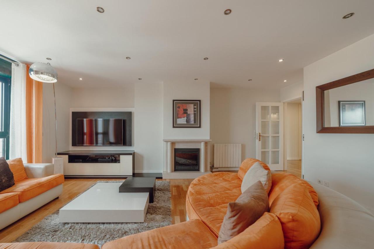 Apartmán Downtown Grand Tower View By Vacationy Porto Exteriér fotografie