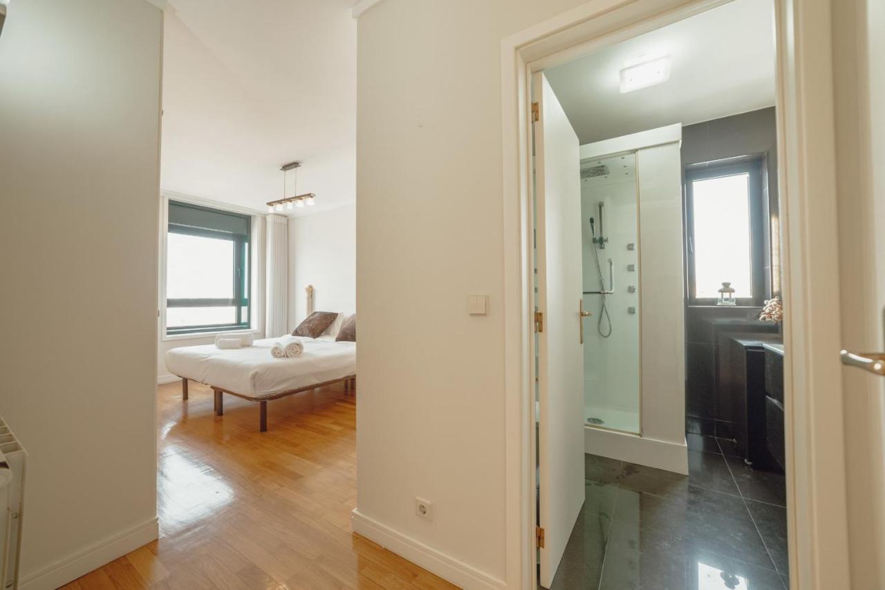 Apartmán Downtown Grand Tower View By Vacationy Porto Exteriér fotografie