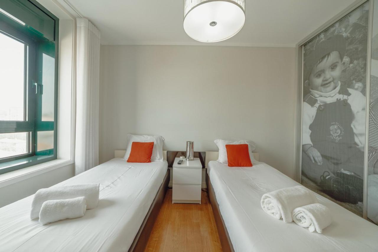 Apartmán Downtown Grand Tower View By Vacationy Porto Exteriér fotografie