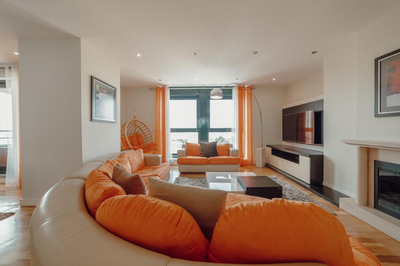Apartmán Downtown Grand Tower View By Vacationy Porto Exteriér fotografie