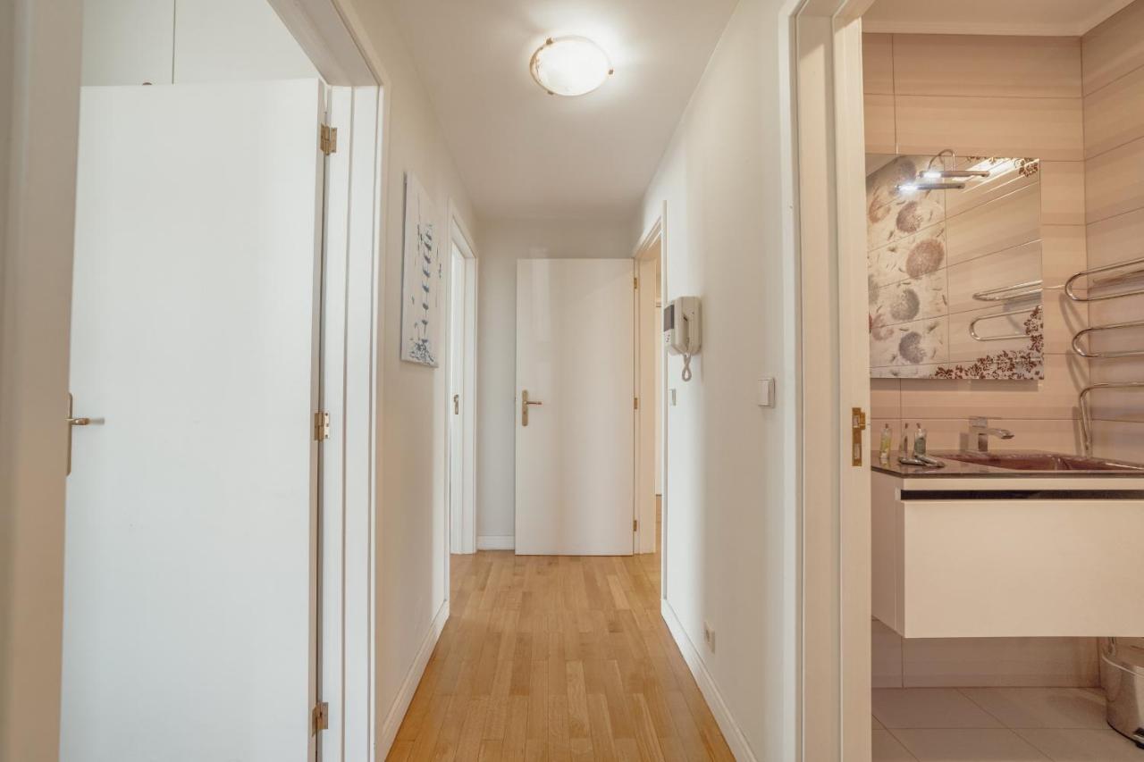 Apartmán Downtown Grand Tower View By Vacationy Porto Exteriér fotografie