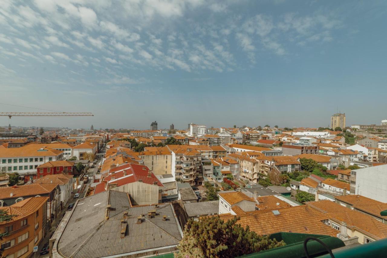 Apartmán Downtown Grand Tower View By Vacationy Porto Exteriér fotografie