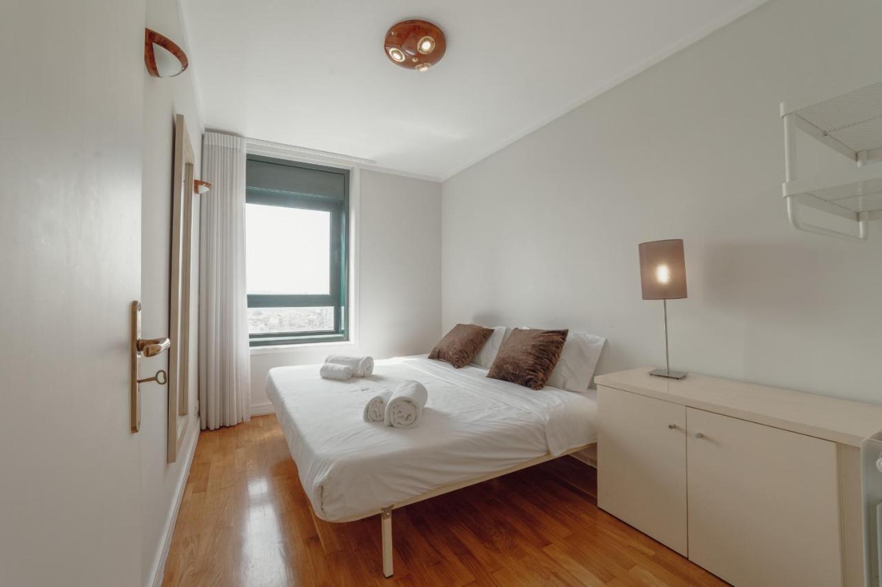 Apartmán Downtown Grand Tower View By Vacationy Porto Exteriér fotografie